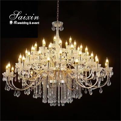 Fábrica mayorista de grandes candelabros de cristal de metal para la decoración de bodas