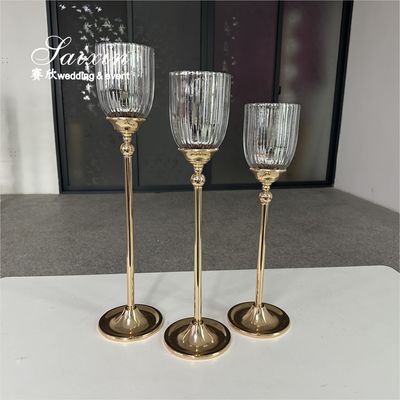 Factory Custom 3 Pcs Set Base de oro Vidrios de plata Candlestick para la pieza central de la boda